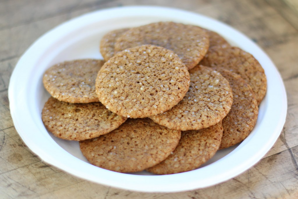 Molasses Crinkle Cookies