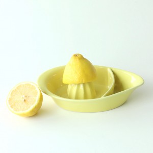 5033002-Stoneware-Juice-Reamer-Lemon-Yellow