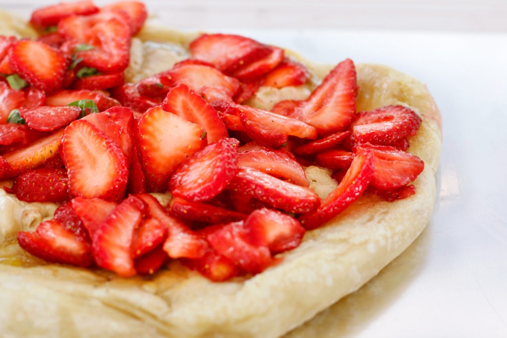 Grilled Dessert Pizza