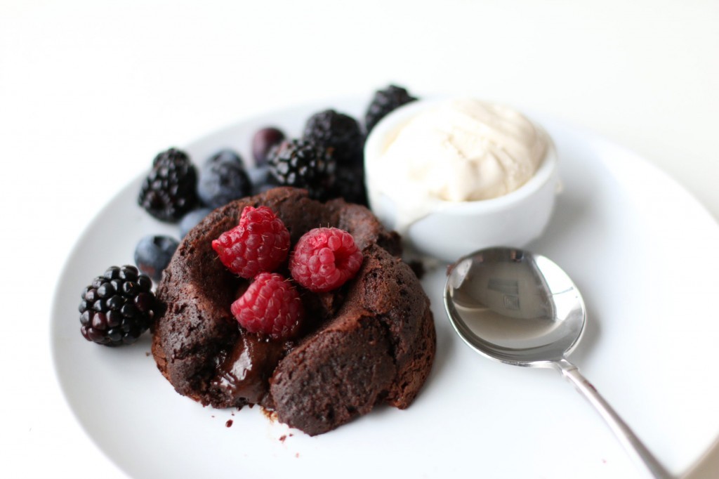 VDay-Dessert-Molten-Lava-Cake-1024x682