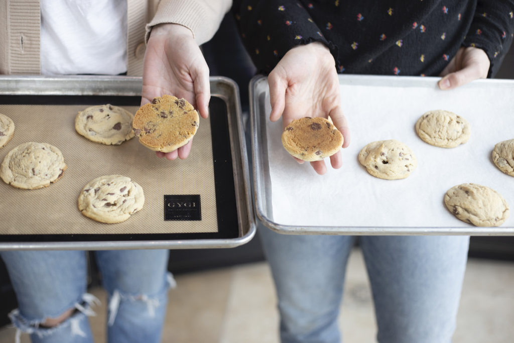 Parchment Paper vs. Silicone Pan Liner - Which is Best? — Orson Gygi Blog