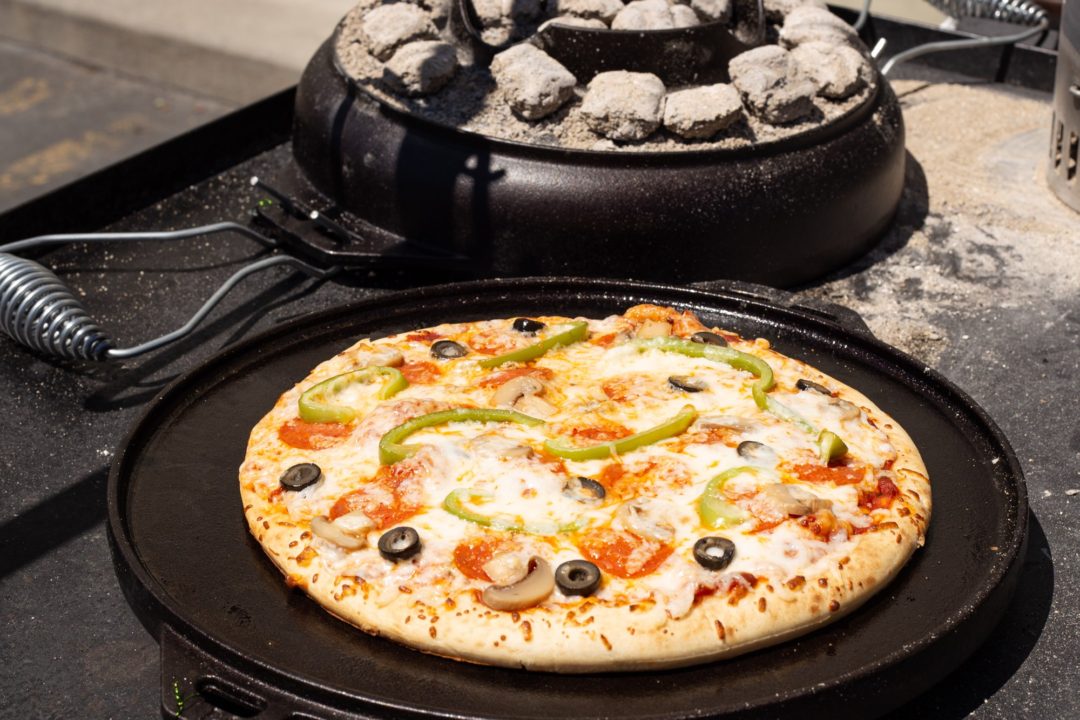 Dutch Oven Pizza Recipe: How to Make It