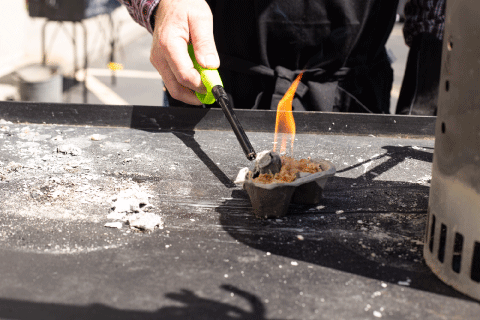 briquettes for Dutch oven