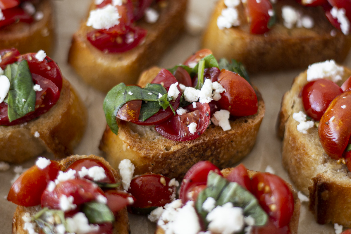 tomato and feta bruschetta