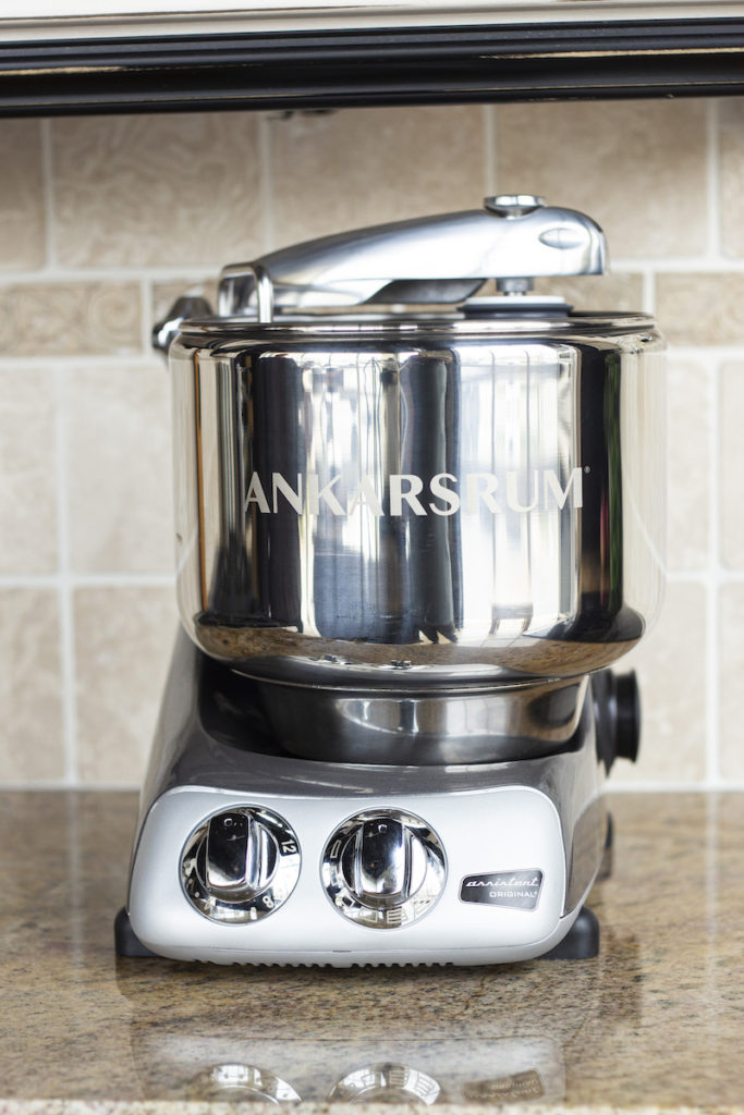 Ankarsrum mixer with stainless steel bowl 