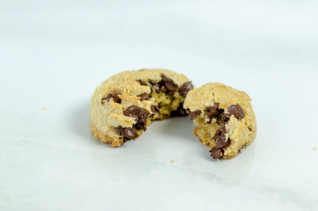 amazing chocolate chip cookies