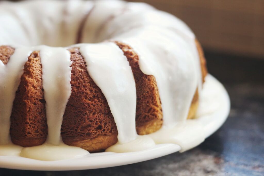 simple glaze Bundt