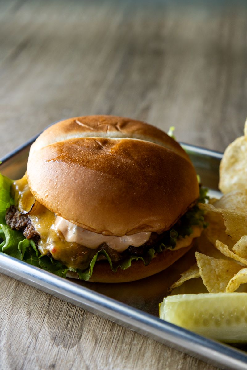 smash burger and chips