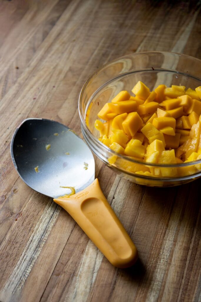 mango slicer