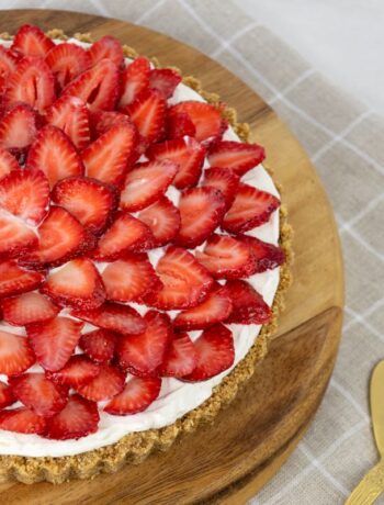 fresh strawberry tart