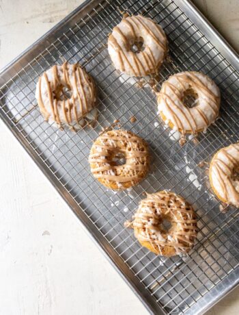 baked cinnamon donuts