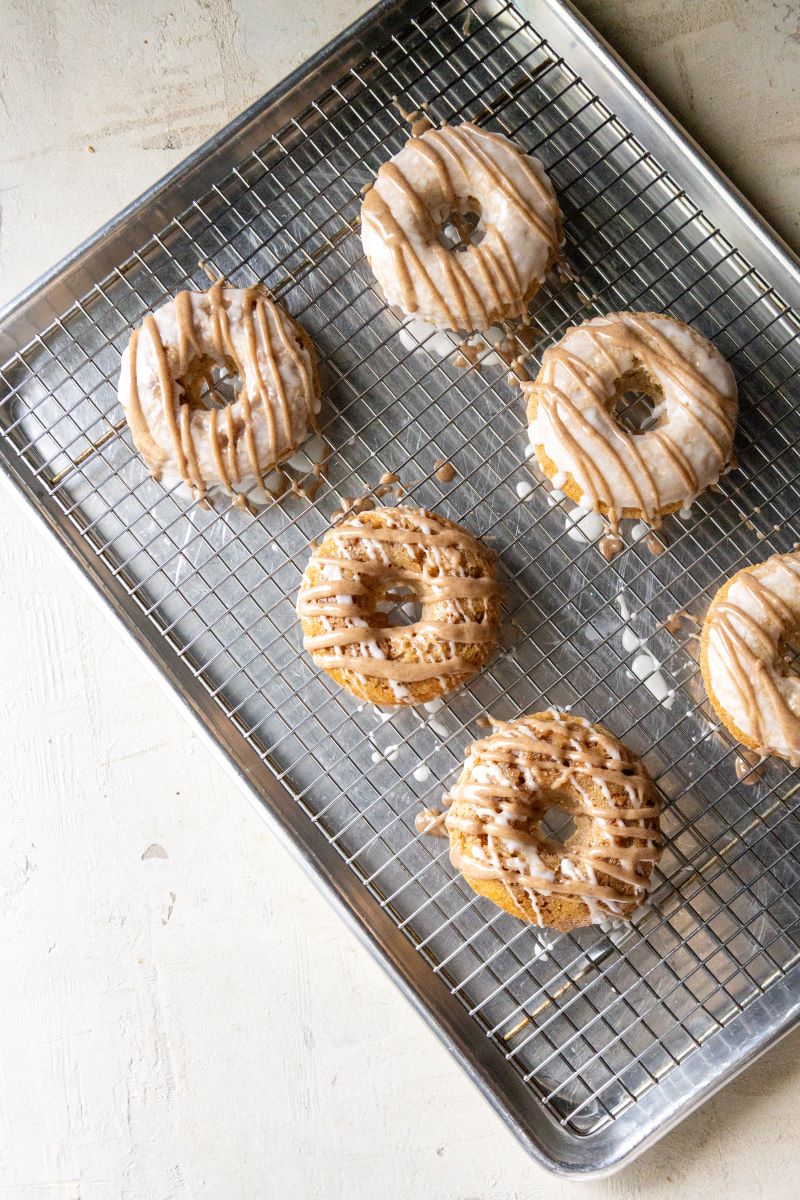 baked cinnamon donuts